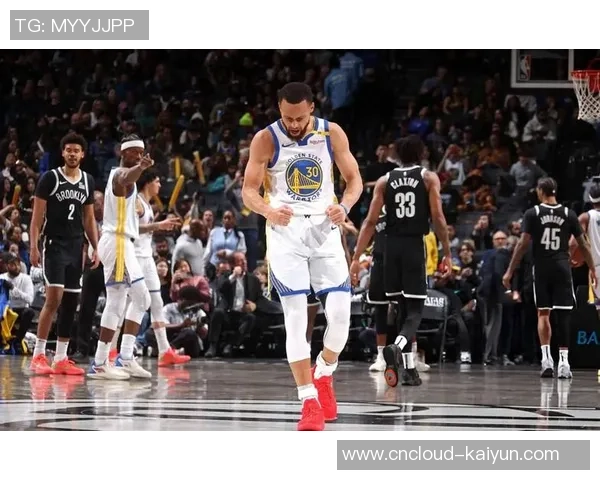 2020年勇士队与篮网队精彩比赛回放全程回顾与精彩瞬间分析