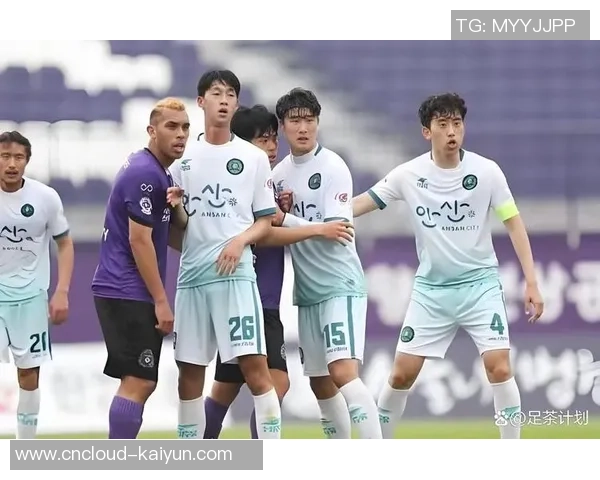 大阪钢吧与济州联的激烈对决谁能夺得胜利的荣耀之战