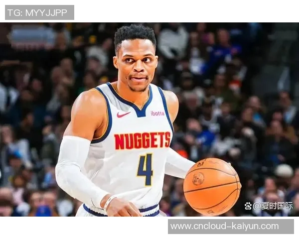 拉塞尔威斯布鲁克的传奇生涯与篮球场上的不屈精神探讨